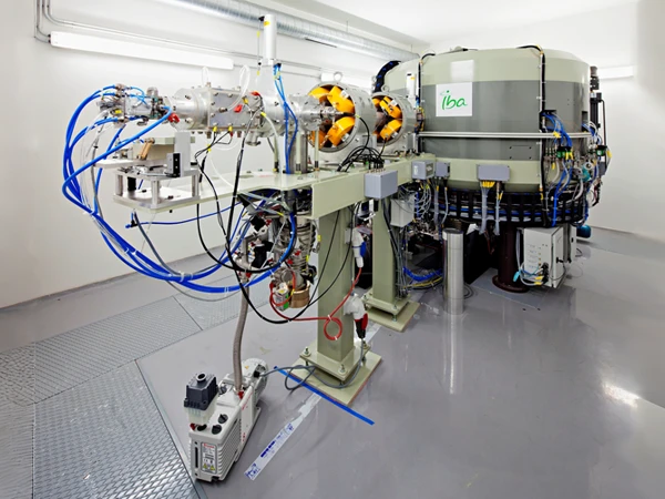 PU air hose for vacuum pump in a laboratory.